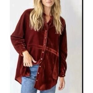 The Natural Life Velvet Top Relaxed Shirt Rich Red Sz Medium Button Tunic Luxe